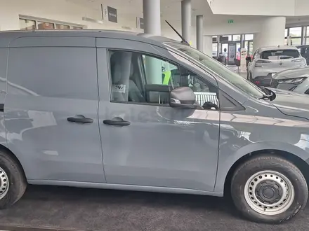 Renault Kangoo 2025 года за 25 400 000 тг. в Алматы – фото 69