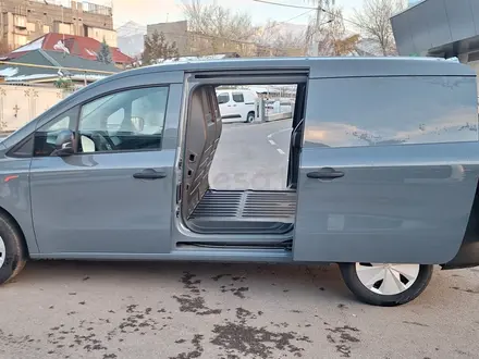 Renault Kangoo 2025 года за 25 400 000 тг. в Алматы – фото 98
