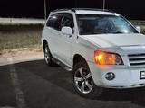 Toyota Highlander 2002 года за 7 000 000 тг. в Калбатау – фото 2