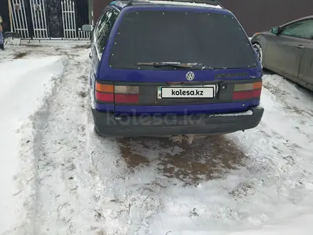 Volkswagen Passat 1992 года за 600 000 тг. в Актобе – фото 3