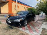 Toyota Camry 2016 года за 6 400 000 тг. в Атырау – фото 4