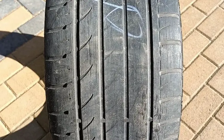 ОДНА шина 225/45 R17 — "Rockstone Radial F105" (Китай), летняя. В за 15 000 тг. в Астана