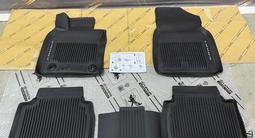 Оригинальные коврики TOYOTA CAMRY 80 за 25 000 тг. в Алматы