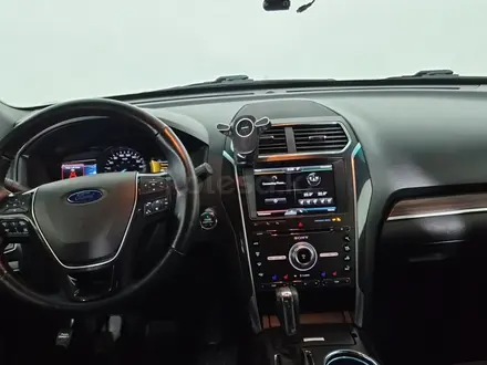 Ford Explorer 2016 года за 11 900 000 тг. в Астана – фото 11