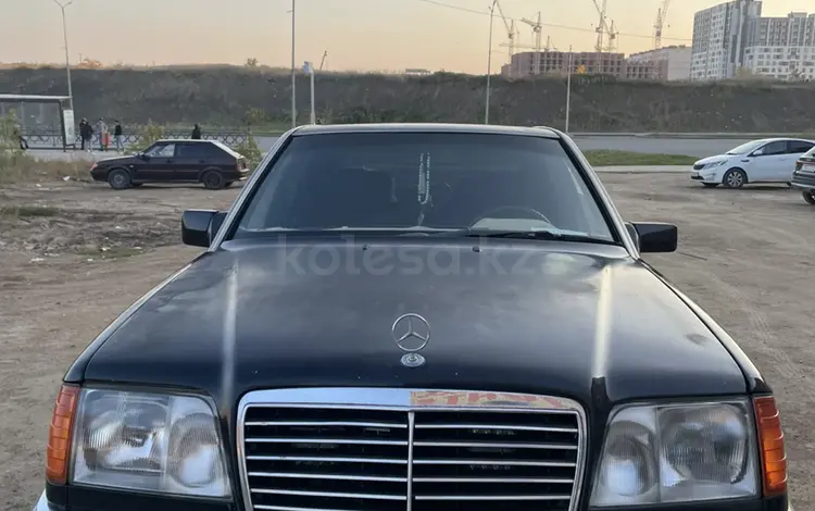 Mercedes-Benz E 320 1994 годаfor2 700 000 тг. в Астана