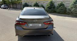 Toyota Camry 2021 года за 12 500 000 тг. в Алматы – фото 5