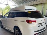 Kia Carnival 2016 годаүшін13 000 000 тг. в Шымкент – фото 4