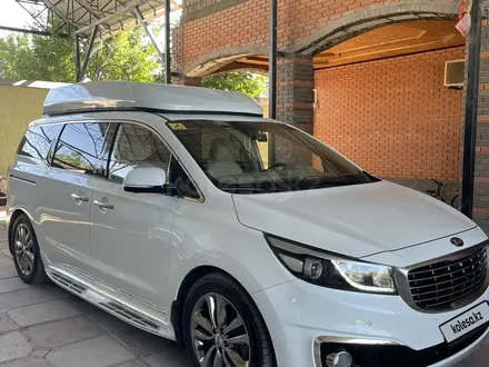 Kia Carnival 2016 года за 13 000 000 тг. в Шымкент – фото 3