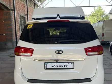 Kia Carnival 2016 года за 13 000 000 тг. в Шымкент – фото 5