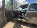 Mercedes-Benz E 200 1993 года за 1 100 000 тг. в Жанаарка – фото 4