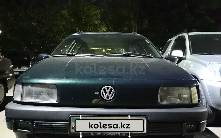 Volkswagen Passat 1993 годаүшін2 000 000 тг. в Алматы