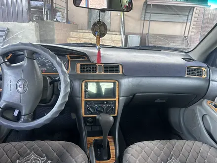 Toyota Camry 2000 года за 2 950 000 тг. в Алматы