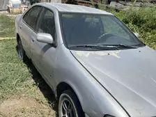 Nissan Sunny, 1996