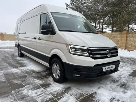 Volkswagen Crafter 2023 года за 25 700 000 тг. в Караганда