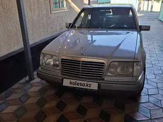 Mercedes-Benz E 280