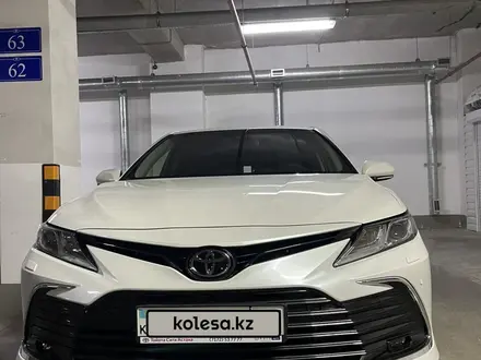 Toyota Camry 2023 года за 18 500 000 тг. в Астана – фото 6