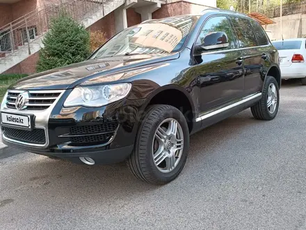 Volkswagen Touareg 2007 года за 8 200 000 тг. в Алматы – фото 14