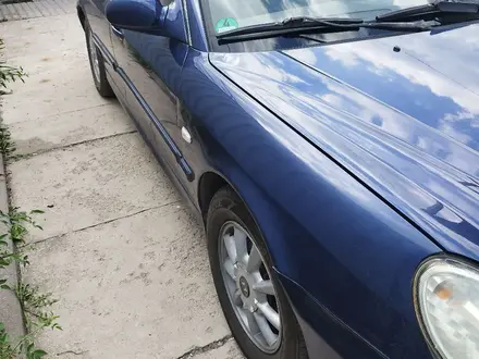 Hyundai Sonata 2001 года за 1 850 000 тг. в Алматы – фото 2