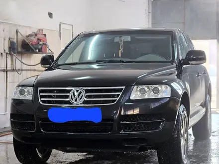 Volkswagen Touareg 2004 года за 5 800 000 тг. в Алматы