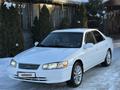 Toyota Camry 2001 годаүшін3 700 000 тг. в Тараз