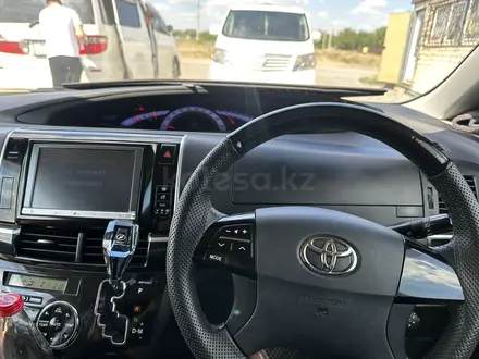 Toyota Estima 2013 года за 5 500 000 тг. в Актобе