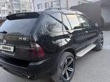 BMW X5 2004 года за 7 000 000 тг. в Уральск – фото 4