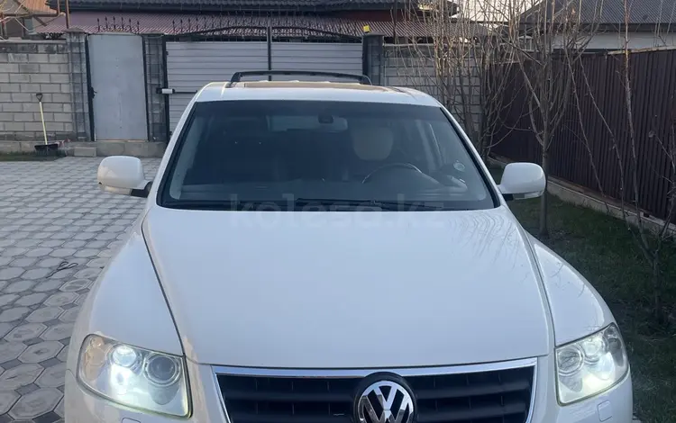 Volkswagen Touareg 2005 года за 4 600 000 тг. в Алматы