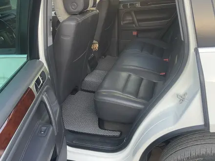 Volkswagen Touareg 2005 года за 4 600 000 тг. в Алматы – фото 7