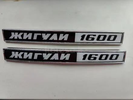 Шильдик (эмблема) на багажник за 1 800 тг. в Алматы