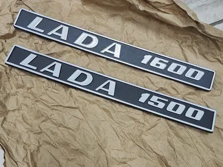 Шильдик (эмблема) на багажник за 1 800 тг. в Алматы – фото 3