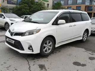 Toyota Sienna, 2014