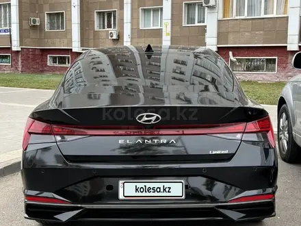 Hyundai Elantra 2023 года за 12 500 000 тг. в Астана – фото 5