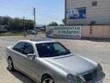 Mercedes-Benz E 320 2000 года за 5 000 000 тг. в Жанаозен – фото 4