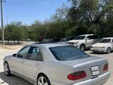 Mercedes-Benz E 320 2000 года за 5 000 000 тг. в Жанаозен – фото 3