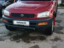 Toyota RAV4, 1995