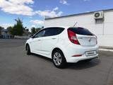 Hyundai Solaris 2015 года за 5 500 000 тг. в Костанай – фото 2