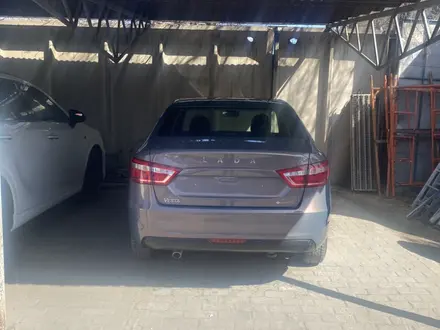 ВАЗ (Lada) Vesta 2018 года за 4 850 000 тг. в Семей