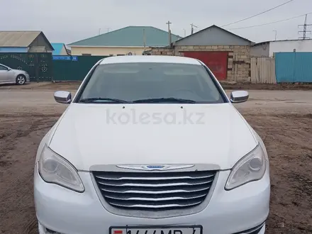 Chrysler 200 2012 года за 1 700 000 тг. в Атырау