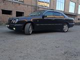 Mercedes-Benz E 230 1995 годаүшін2 750 000 тг. в Жезказган – фото 2