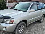 Toyota Highlander 2004 года за 7 550 000 тг. в Кабанбай (Маканчинский р-н)