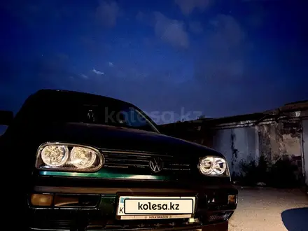 Volkswagen Golf 1996 года за 1 900 000 тг. в Тараз – фото 18