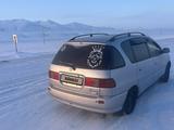 Toyota Ipsum 1998 года за 3 900 000 тг. в Усть-Каменогорск – фото 2