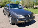 Volkswagen Golf 1993 года за 1 100 000 тг. в Петропавловск – фото 2