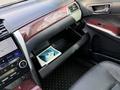 Toyota Camry 2012 года за 9 100 000 тг. в Уральск – фото 22