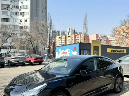 Tesla Model 3 2023 года за 16 000 000 тг. в Алматы – фото 3