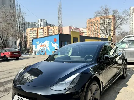 Tesla Model 3 2023 года за 16 000 000 тг. в Алматы – фото 2