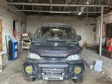 Mitsubishi Delica 1995 года за 2 500 000 тг. в Алматы