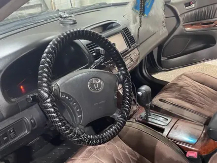 Toyota Camry 2005 года за 4 200 000 тг. в Усть-Каменогорск – фото 4