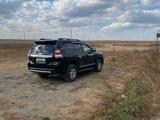 Toyota Land Cruiser Prado 2014 года за 15 700 000 тг. в Астана – фото 2