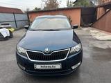 Skoda Rapid 2013 года за 3 500 000 тг. в Алматы – фото 2